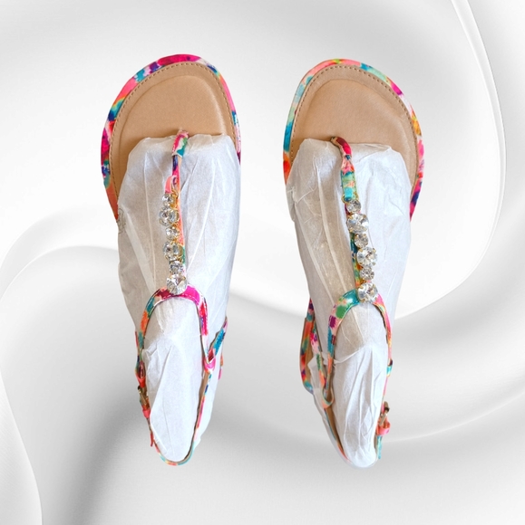 Report Toucan Women's Colorful Gemstones Embellished Flat Sandals - Picture 5 of 16